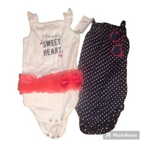 Set of 2 onesies